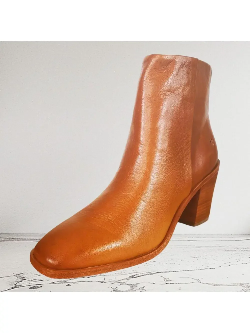 Frye Georgia Ankle Women's Bootie Cognac Size‎ 9.5 NEW